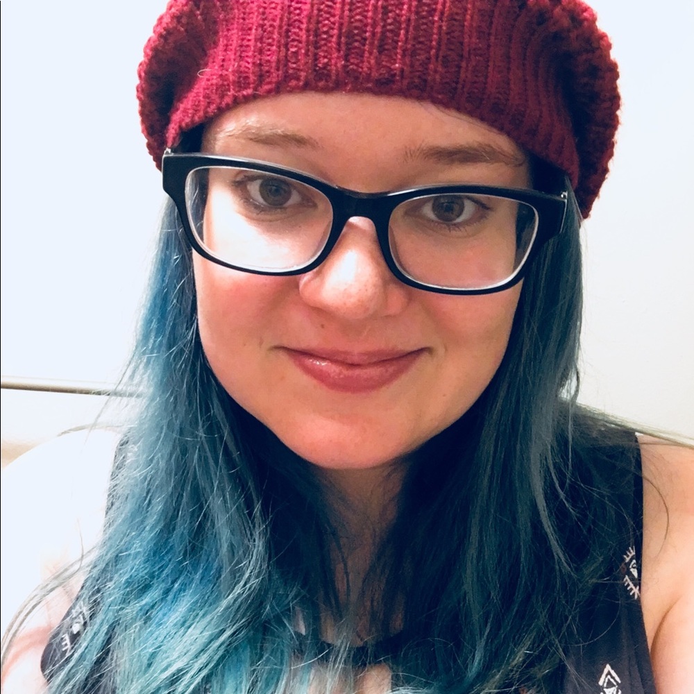 Meet your Posher, Ashley